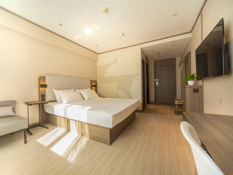 Hanting Hotel Shenyang Sujiatun Railway Station Buitenkant foto